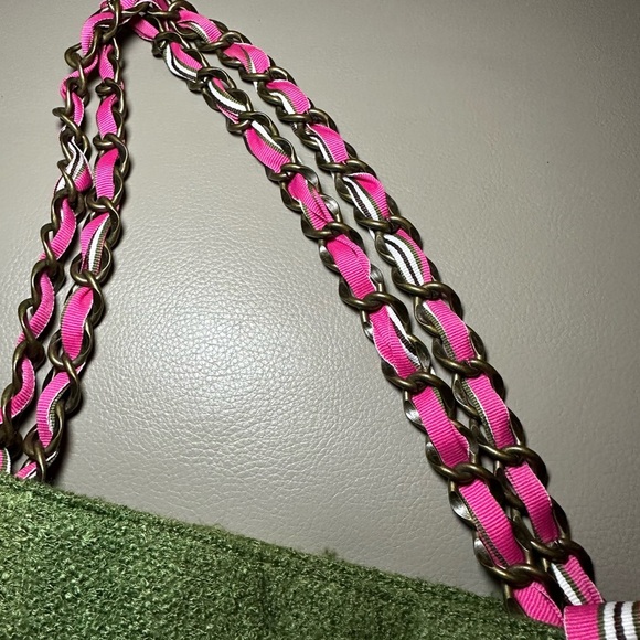 Limited Edition "Goldie" Tote by Bath and Body Works - EUC - Pink and Green - Picture 4 of 13